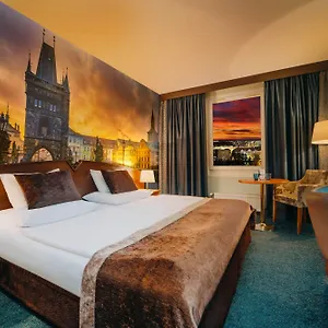 Plaza Hotel