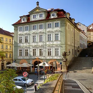 Golden Star Otel