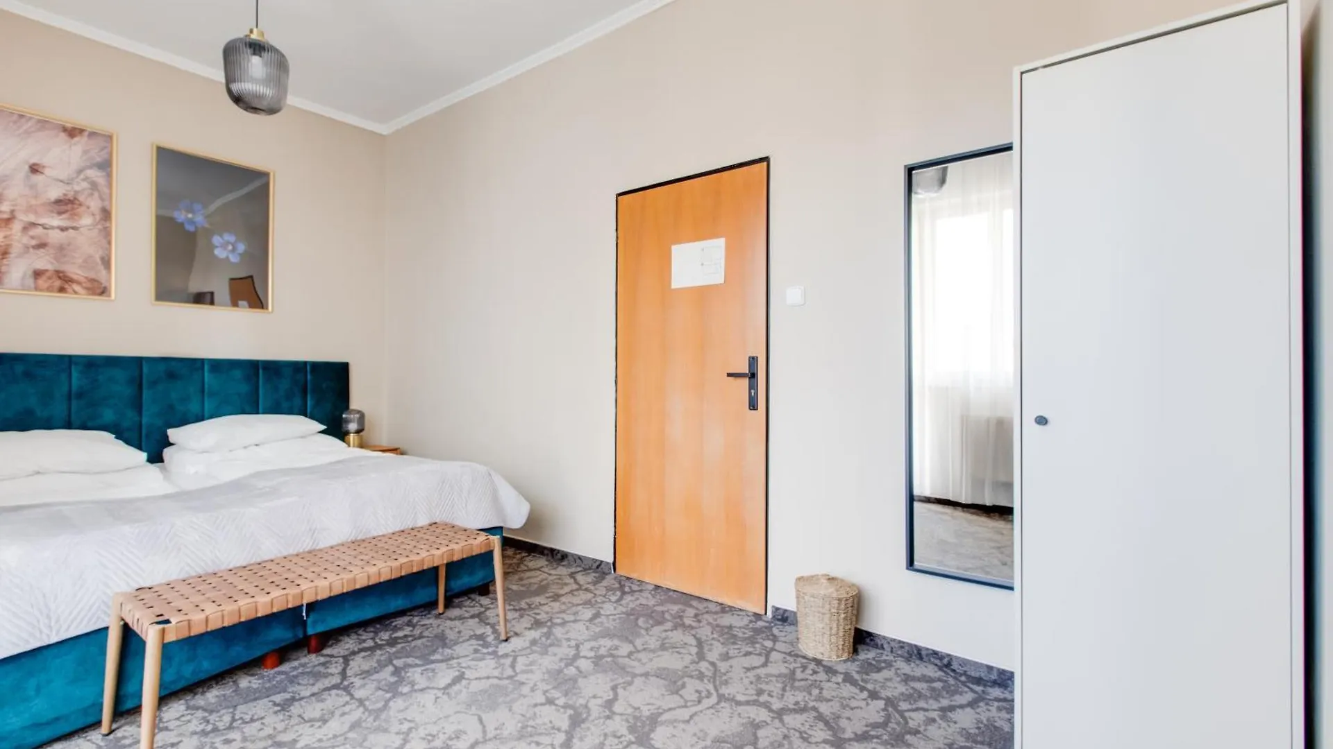 Hotel Andante Prague 3*,